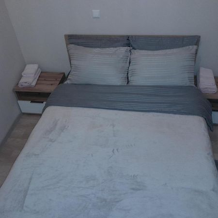 Gray Apartament 2 بريشتاين المظهر الخارجي الصورة